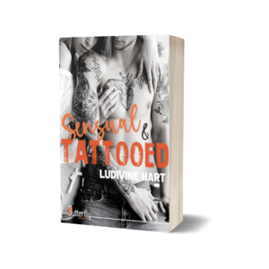 Sensual and tattooed de Ludivine Hart