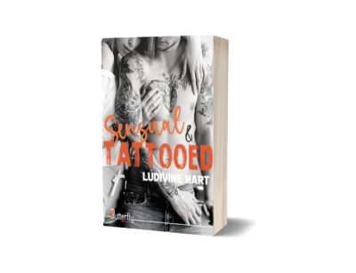 Sensual and tattooed de Ludivine Hart